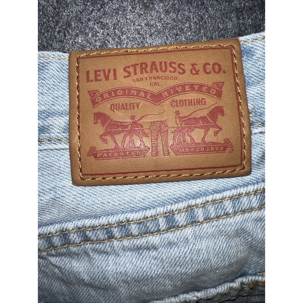 Levis Skirt Womens 31 Blue A Line Mini Light Wash Distressed Zip Fly Denim - Picture 3 of 11
